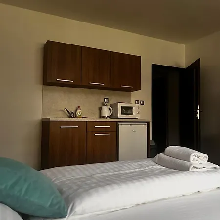 Pod Radnici Hotel 3*