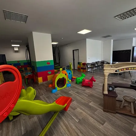 Pod Radnici Hotel 3*