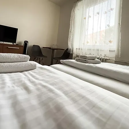 Pod Radnici Otel