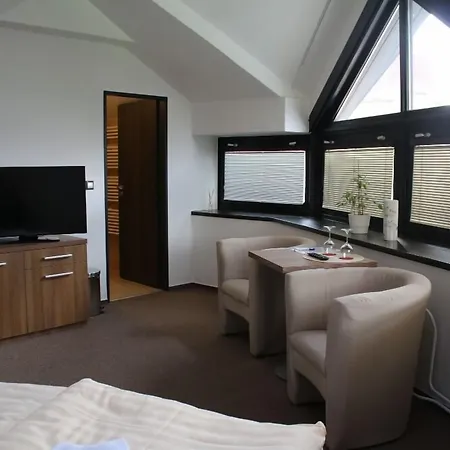 Pod Radnici Hotel 3*