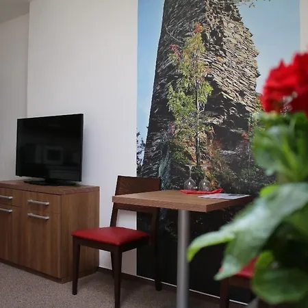 Otel Pod Radnici