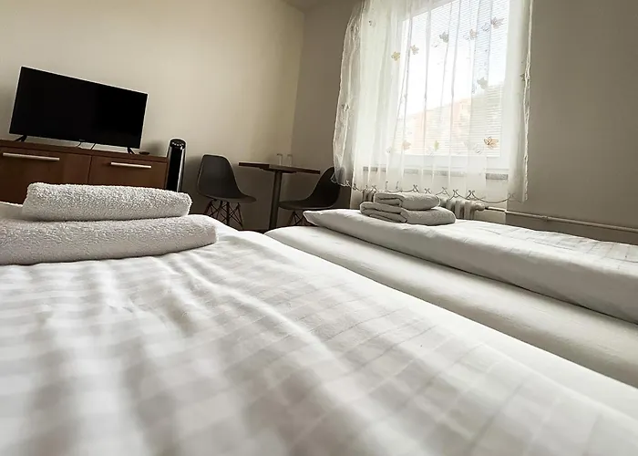 Pod Radnici Otel