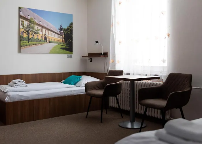 Pod Radnici Otel