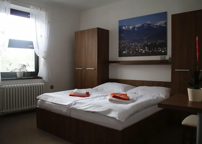 Pod Radnici Otel